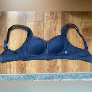 Lululemon Ta Ta Tamer sports bra